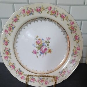 Vintage Floral Dinner Plate with Gold Trim